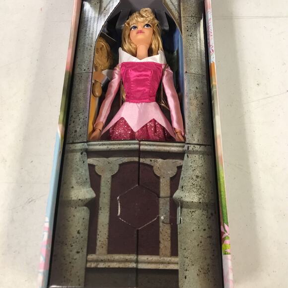 Disney Princess Aurora Sleeping Beauty Doll with Brush for Kids, 11.5" Tall - Picture 3 of 4